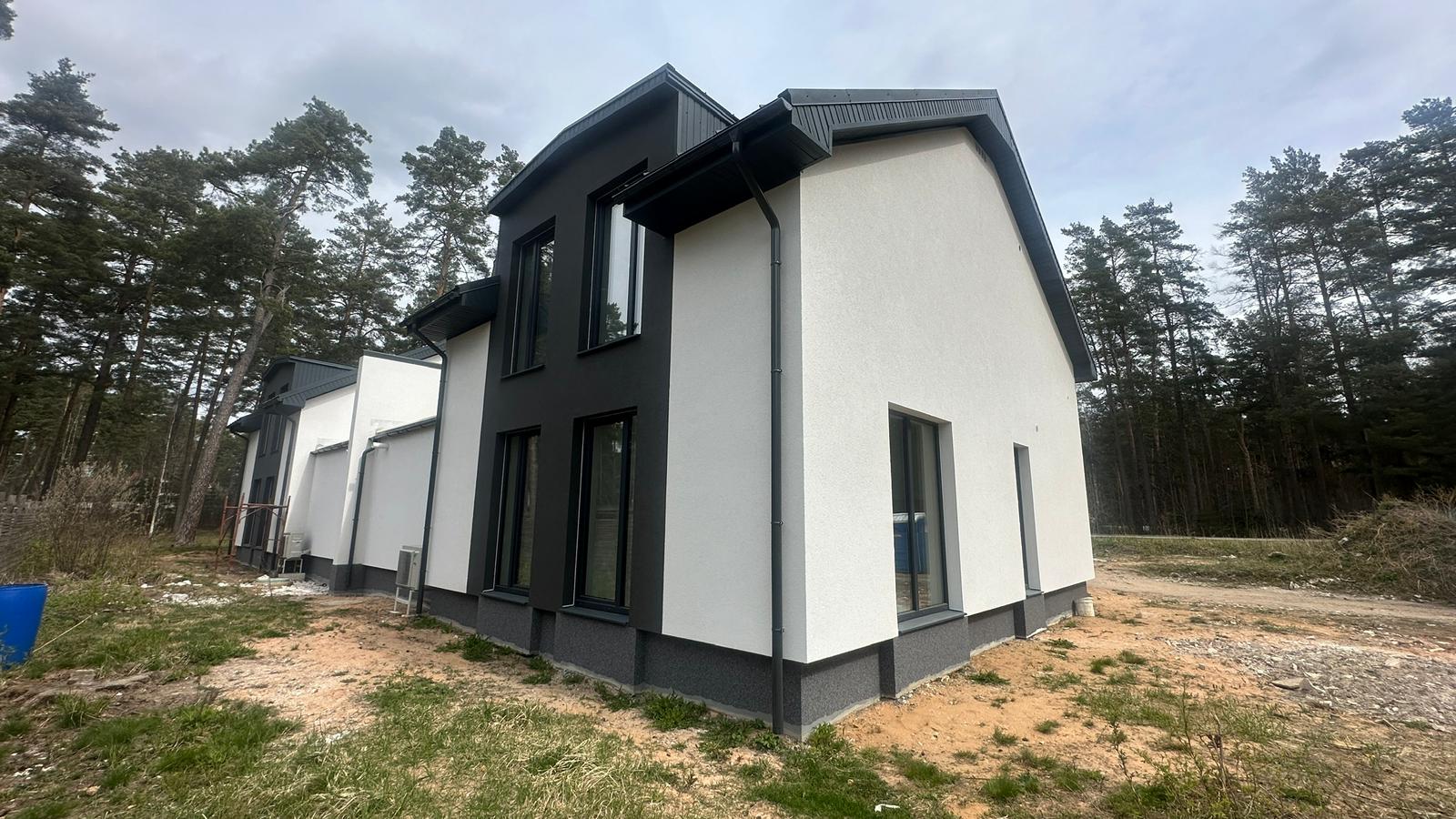Family house photo 7